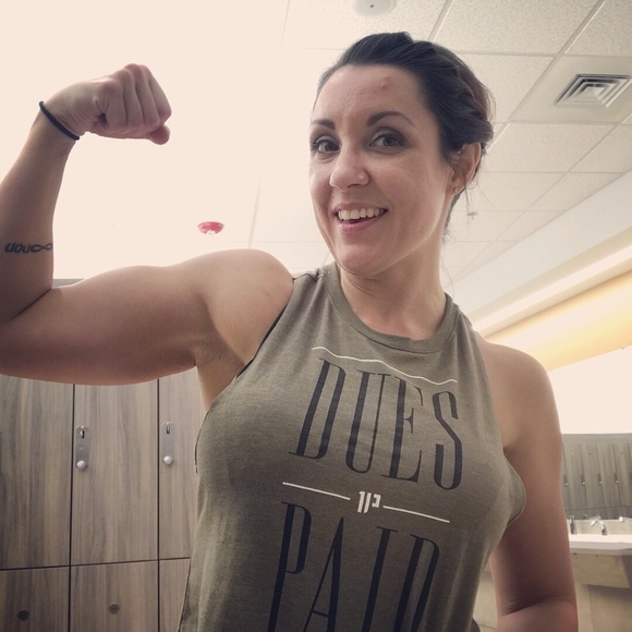 Meet your Posher, Nichole - Picture 4 of 4